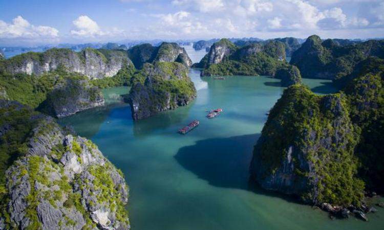 Ha Long Bay – The World Heritage