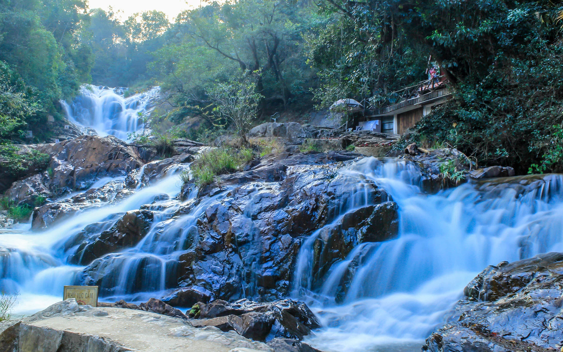 Dalanta Waterfall