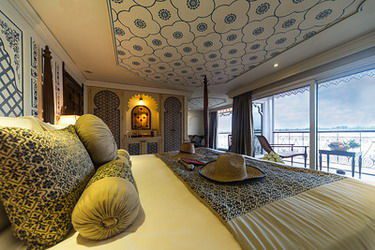 Heritage Line Jahan Cruise rate