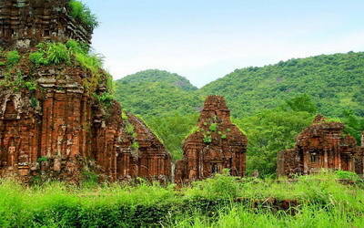 Indochina Treks Travel - A local Tour Operator for Indochina - Official site