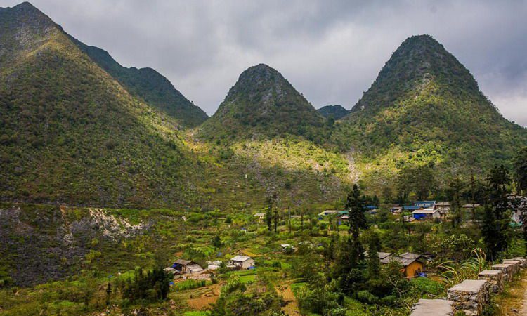 Ha Giang tour - 3 days discover rock plateau