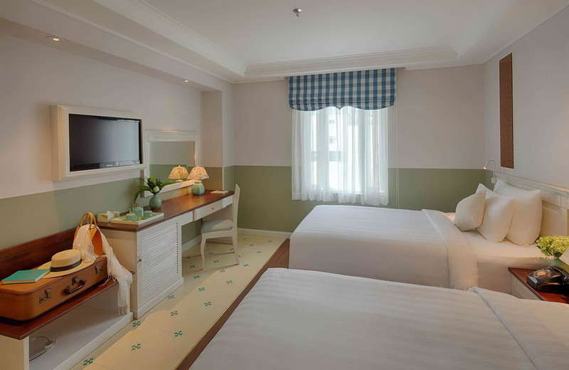Au Lac Charner Hotel