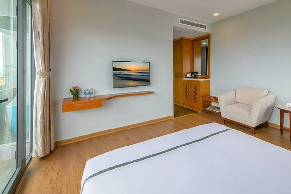 Fansipan Danang Hotel 